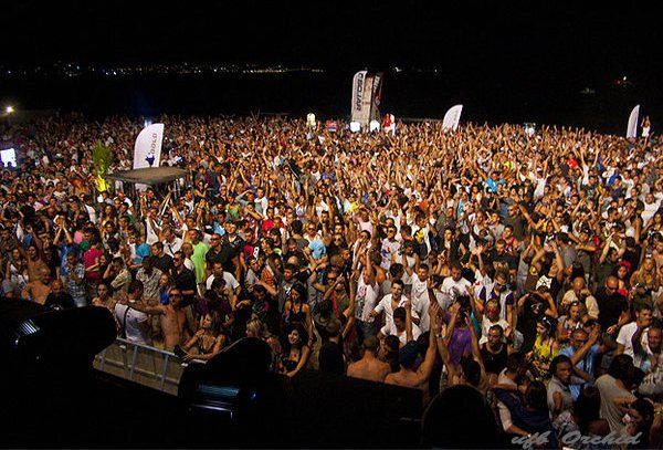 DJ Таркан и V-Sag закриват сезона на Какао с щуро парти