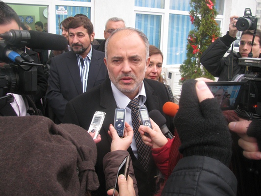 Министър Младенов: За целия ни период на управление сме увеличили минималната заплата със 70 лева
