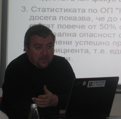 Петко Ковачев: Всяка община виси на килимче пред някое министерство и плаче за пари