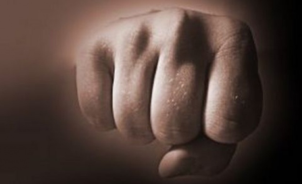 Роми се млатиха в центъра на Бургас