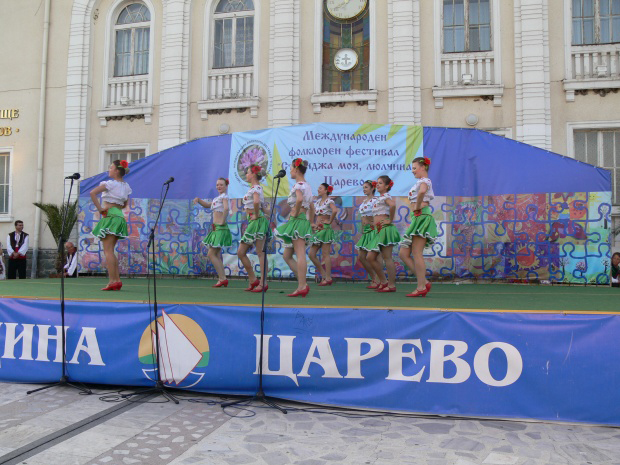 Янка Рупкина и Златка Ставрева на „Странджа моя, люлчина” в Царево