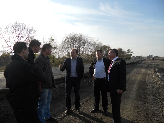 Депутати от ГЕРБ-Бургас ревизираха разширението на пътя Бургас-Слънчев бряг