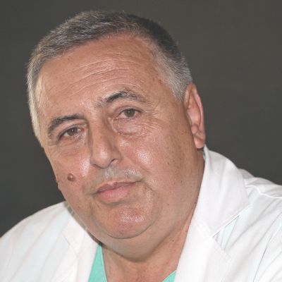 Здравният министър уволни шефа на „Пирогов”