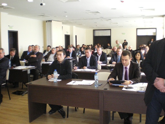 Поискаха прекъсване на сесията