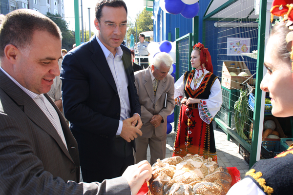 Откриха новия покрит пазар в Меден рудник