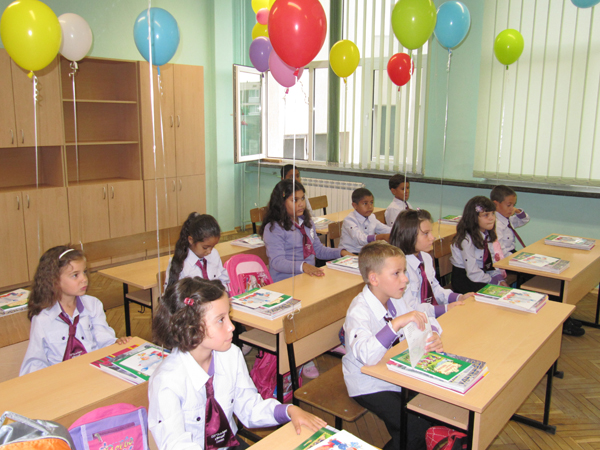 Първокласници в Созопол