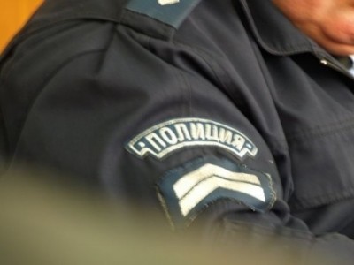 Дисциплинарно наказание за полицай, зашлевил цивилен