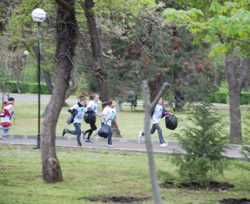 16 000 буразлии чистят града си