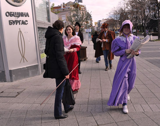 От днес раздават празничния ретро брой на „Бургаски Вестникъ“ 