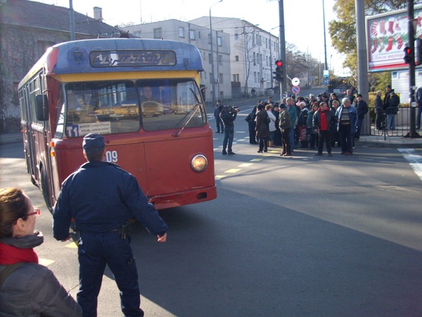 Стоян Недев: Не вярваме, много стана да ни лъжат