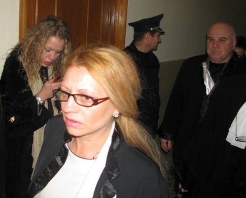 Адвокатката на Кела избесня: Проверете съдията с дрегер!