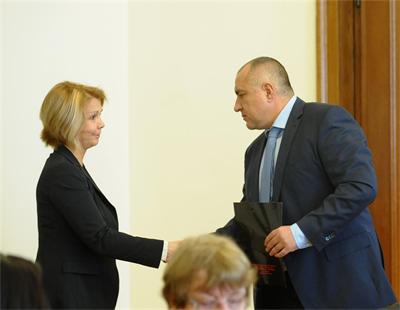 Новата шефка на ДКЕВР си заминава