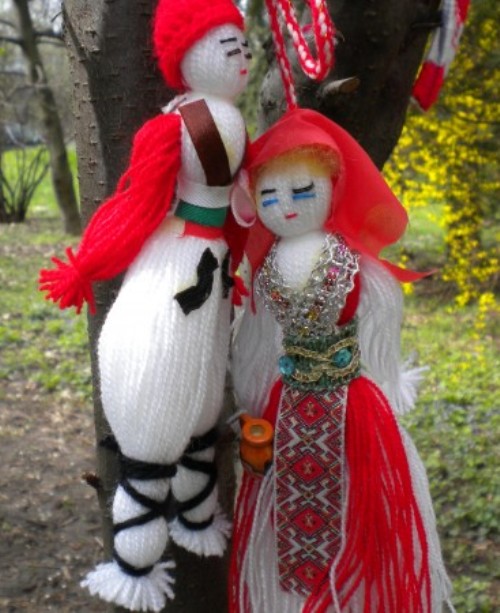Баба Марта бързала, мартенички вързала...