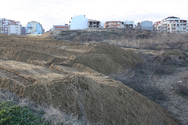 Продажбата на дюните в Несебър показва схемата, довела до застрояване на Черноморието