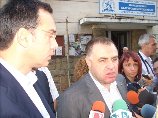 Земеделският министър: БАН да каже дали това са дюни