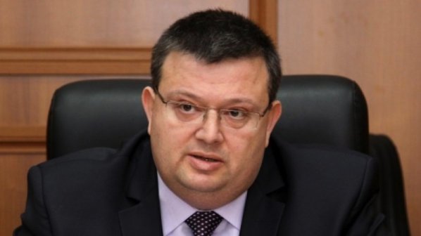 Сотир Цацаров се заклева днес 