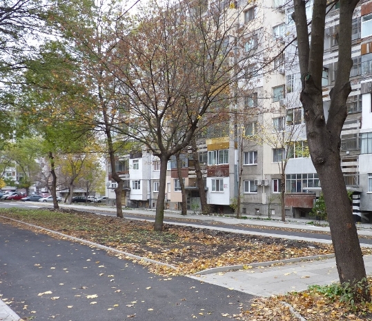 Нов парк в „Братя Миладинови”