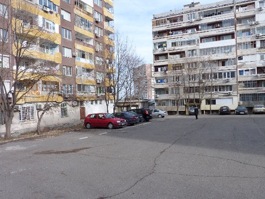2000 незаконни гаража аут от „Меден рудник“