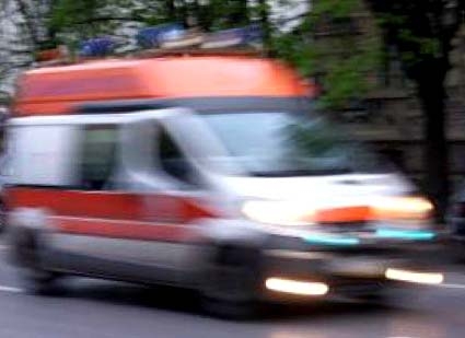 Колеги на обгорелия в Долно Езерево мъж даряват кръв