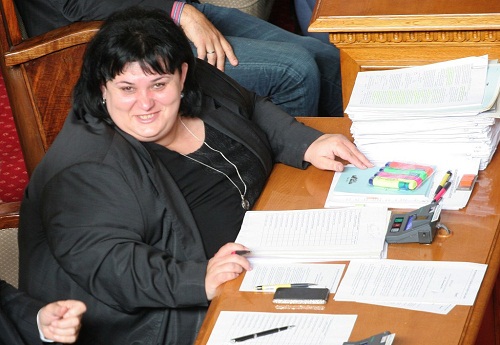Искра Фидосова вече не е депутат