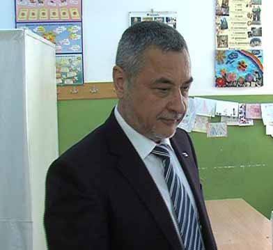 Валери Симеонов: Чудесно, взимаме плажа