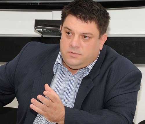 Соцдепутати с приемни в региона