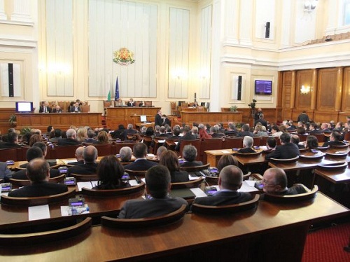 Отмяната на тоталната забрана за пушене влиза в парламента