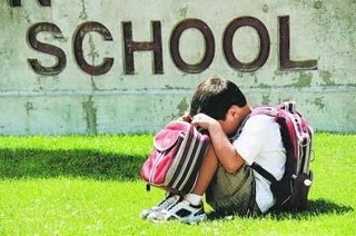 Учители от Свети Влас: Директорката на училището ни е мутра