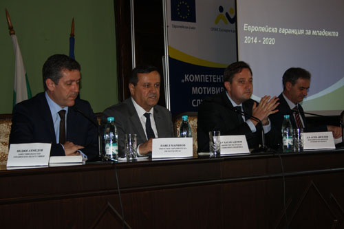 Нови възможности за безработните младежи у нас