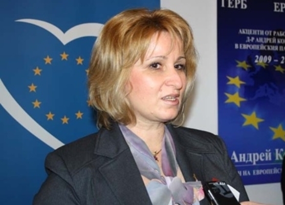 Диана Йорданова (ГЕРБ): Вече и в прогнозите на Финансовото министерство липсва оптимизъм, че пазарът на труда ще се възстанови