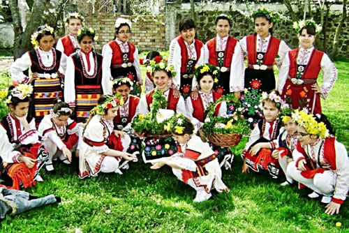 Пресъздават обичая Лазаруване в Приморско