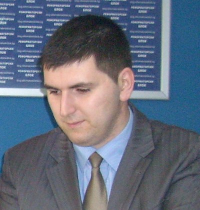 Дончо Златев: Правителството отклонявало средства по програмата „Студентски практики“?