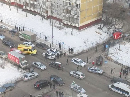 Единадесетокласник уби двама в Московско училище