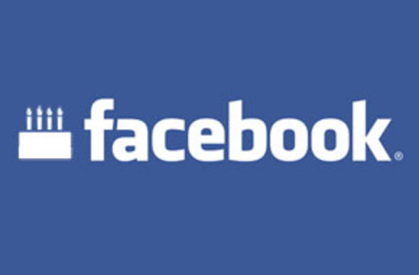 Празнувай с Facebook днес