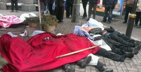 Нови жертви на Майдана, войници сами се предават в плен