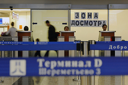 Забраниха на пътниците в руските самолети да качват течности на борда