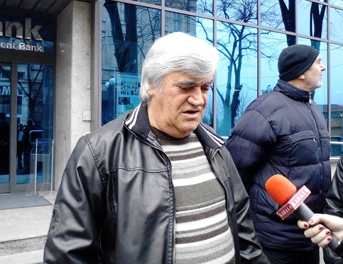 Работник: Шопите казаха, никакви хора вътре