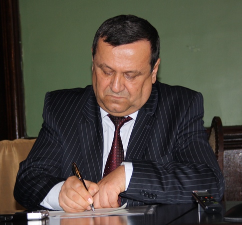 Социалният министър запознава Орешарски с проблема „Бургаски корабостроителници”