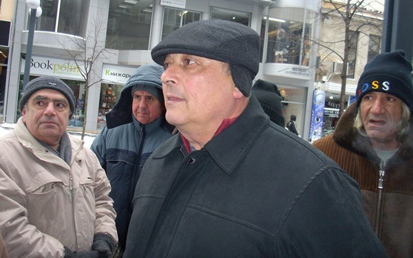 Акционерите на Корабостроителницата сядат на една маса