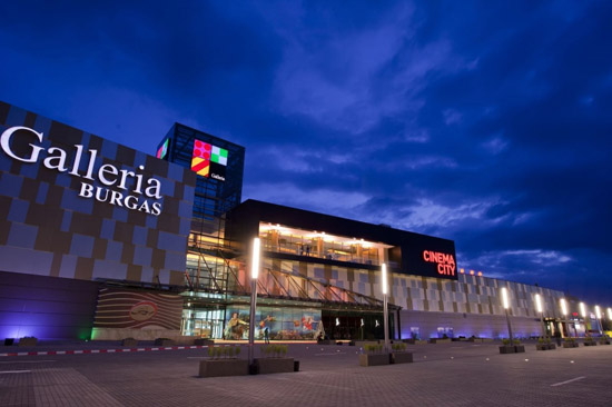 Изложба „Международна графика“ в Mall Galleria Бургас