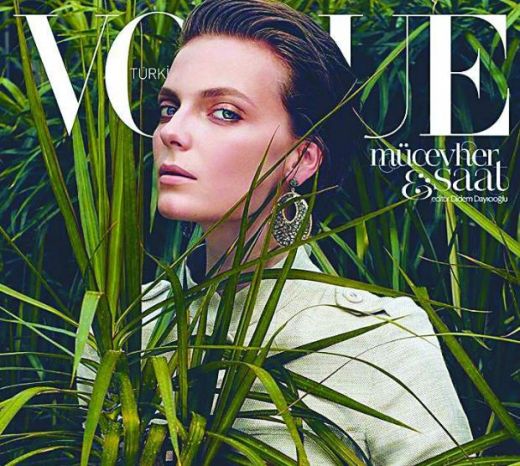 Български модел украси страниците на VOGUE Турция