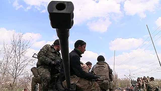 Поредна нощ на сблъсъци в Украйна