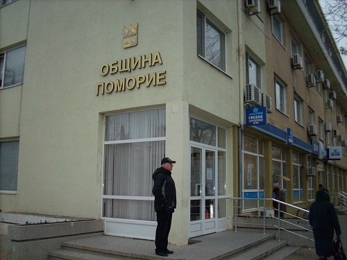 В Поморие и Ахелой ще се строи до средата на юни