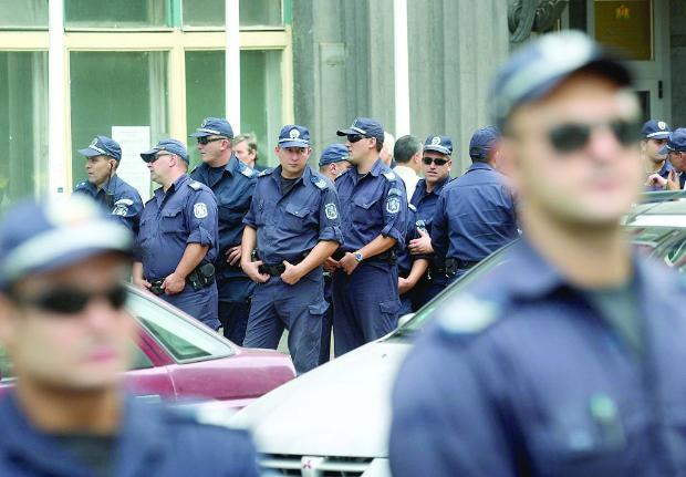 Само за юристи: полицията в Бургас набира кадри