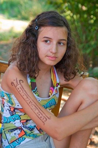 Поли Генова, Рафи, Лео и Део се събират в Бургас, за да помогнат на Вики