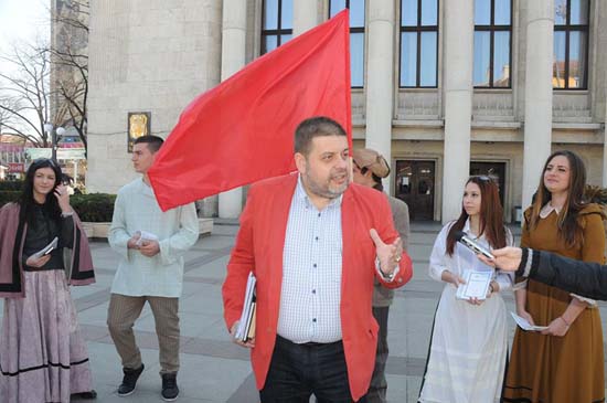 Знаме на Парижката комуна развяха в Бургас