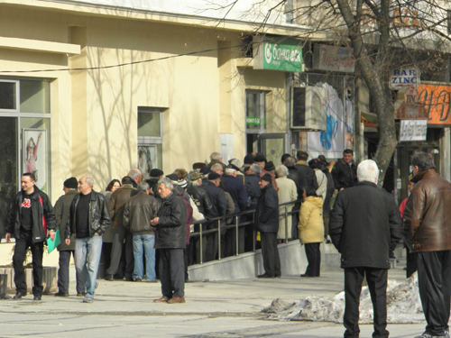Раздават великденските пенсии от 4 април