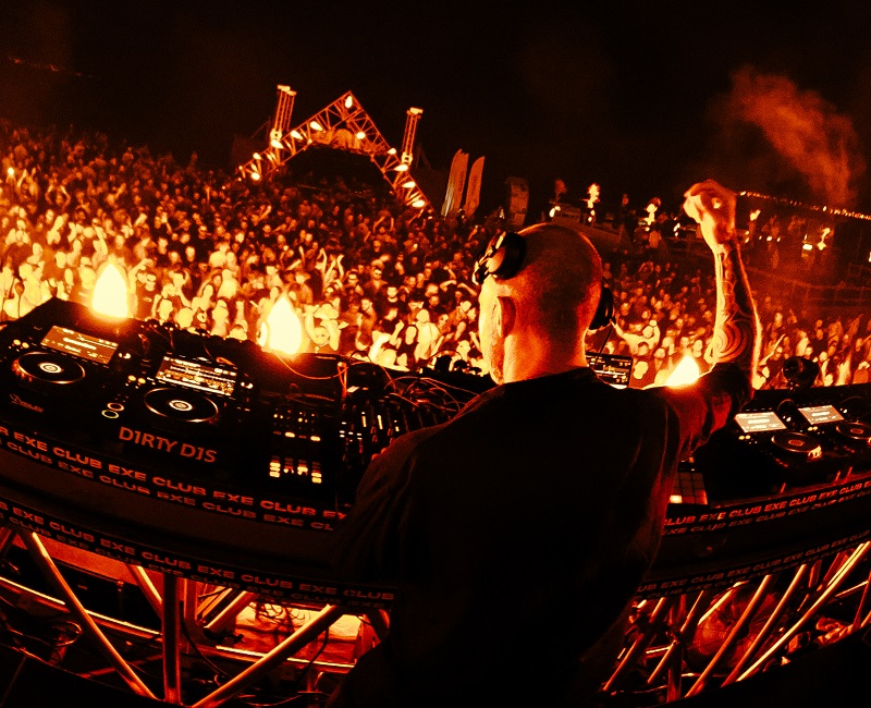 EXE Beach Festival обръща прожекторите към българската сцена