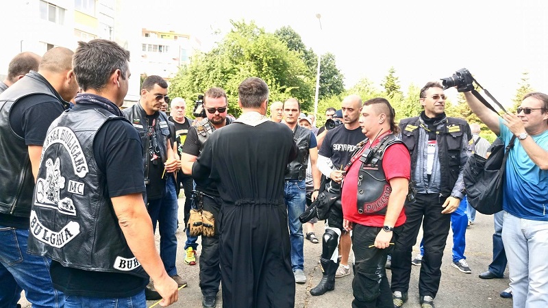 Помориец и двама от Варна с обвинения за побой на протестиращи срещу „Нощните вълци” 