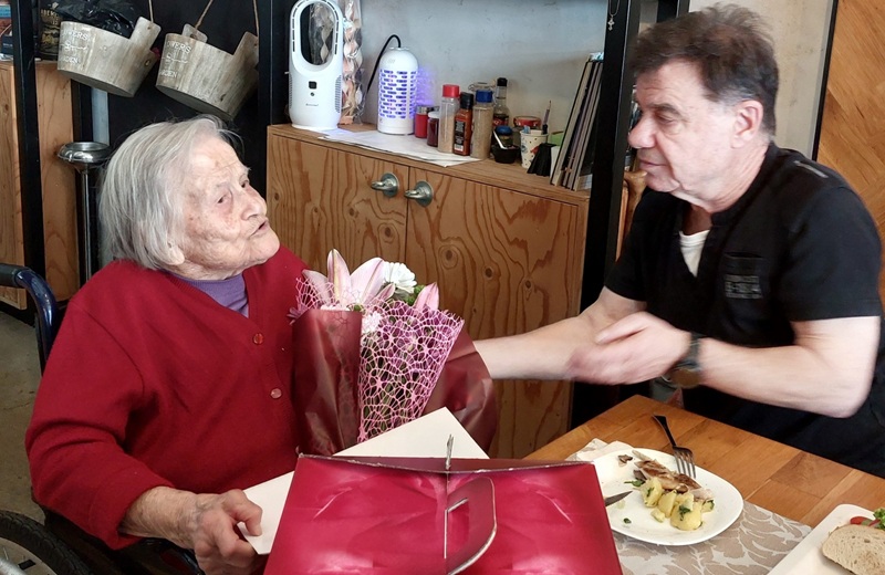 Жела Стоянова празнува 100-годишен юбилей